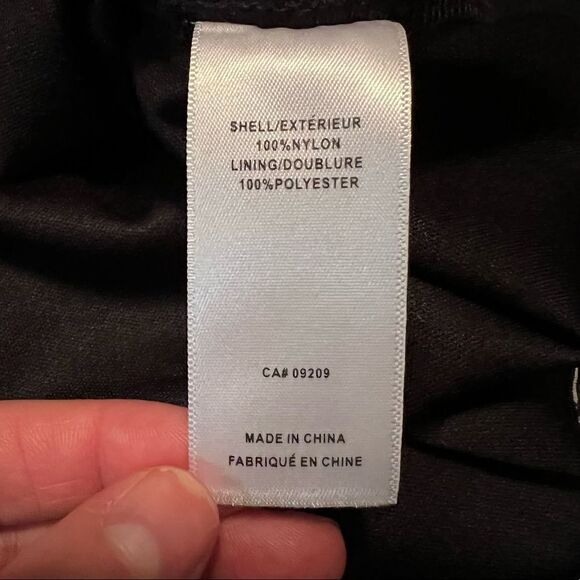 3 for $30! Cleo patterned top - Picture 6 of 10